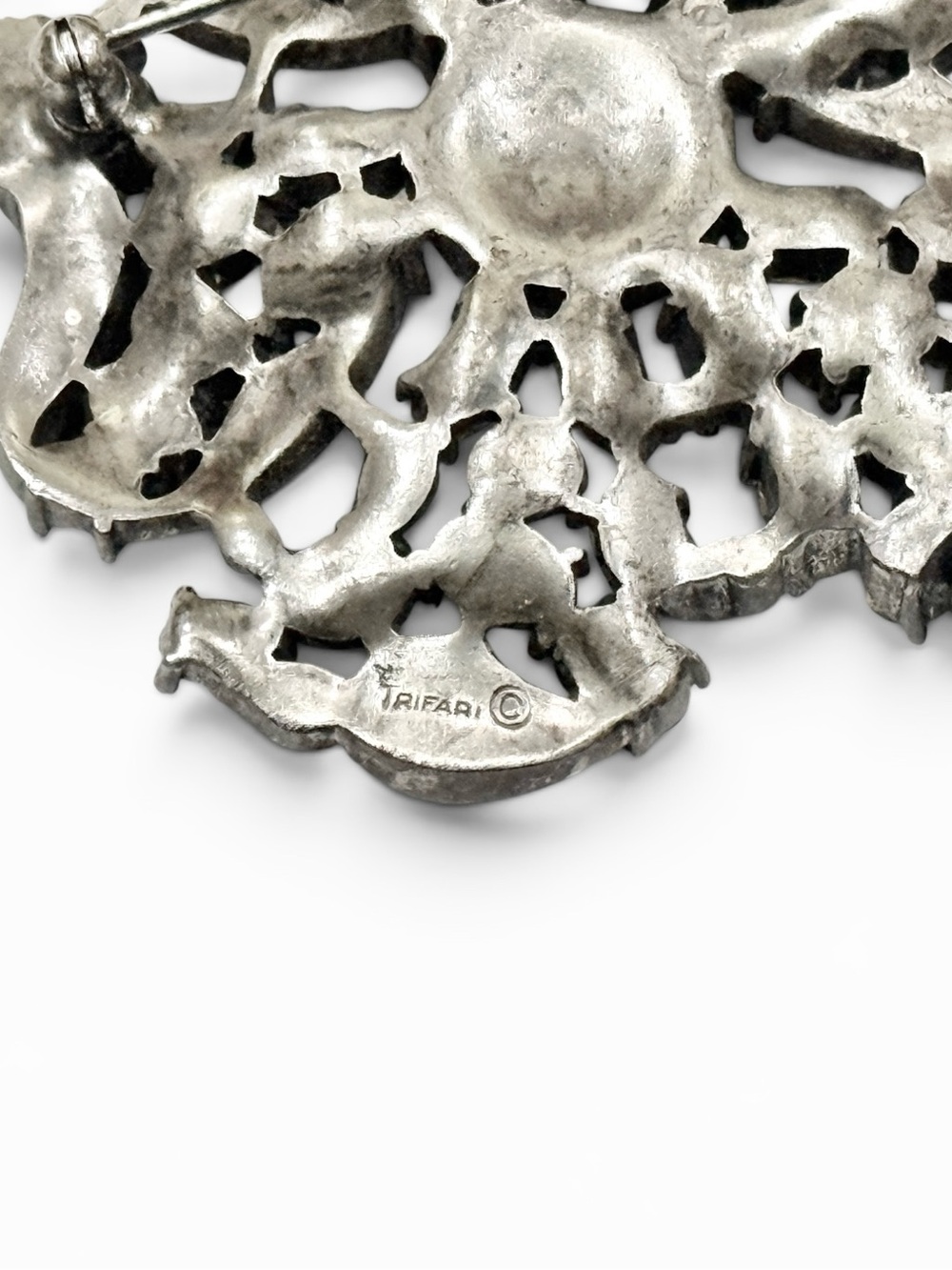 Rare Crown Trifari Couture Flower Brooch, Clear Rhinestones & Smoke Crystal Pavé - Picture 8 of 13